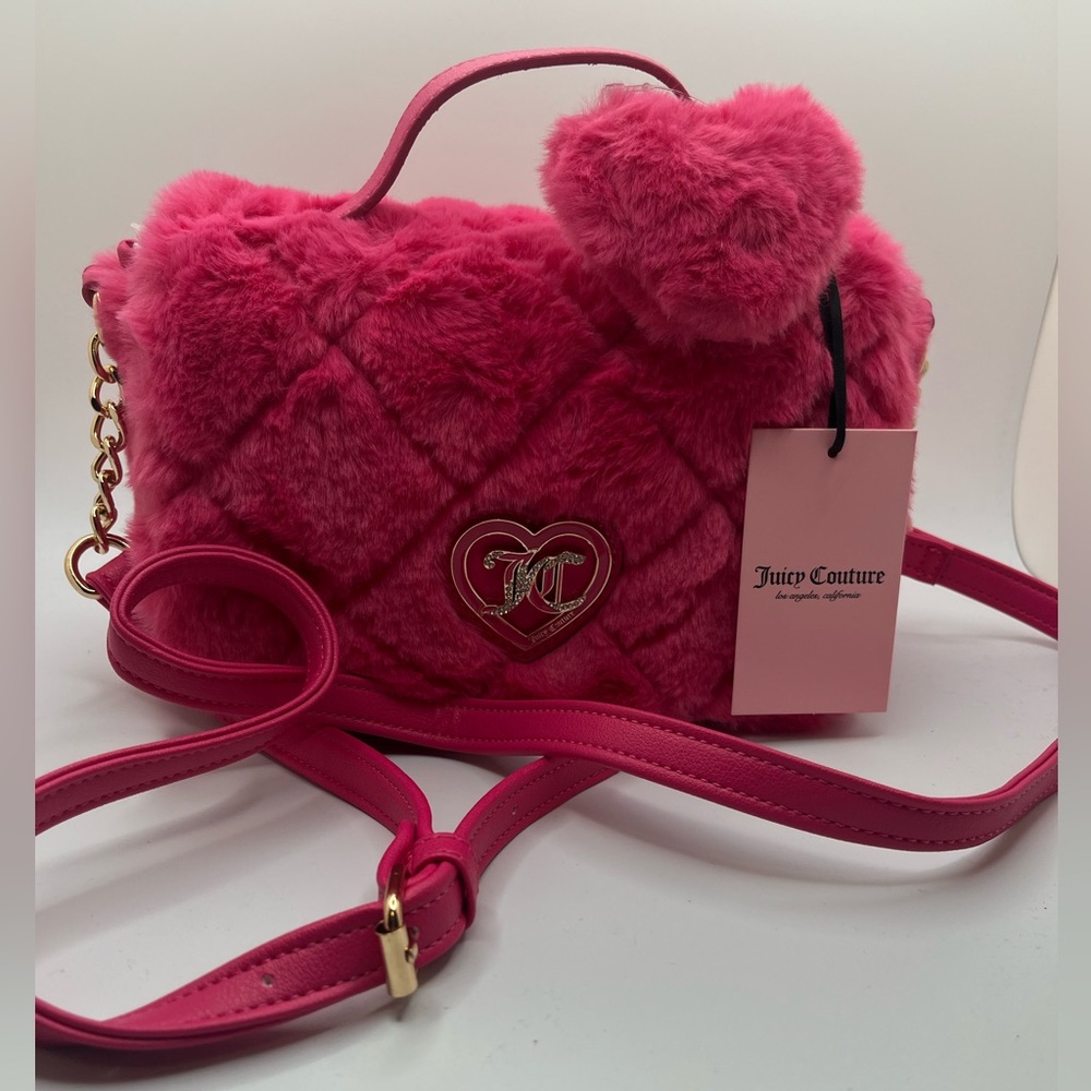 NWT Juicy Couture Women’s Faux Fur Pink Flash Lets Get Cozy Crossbody Bag OS - Picture 1 of 15